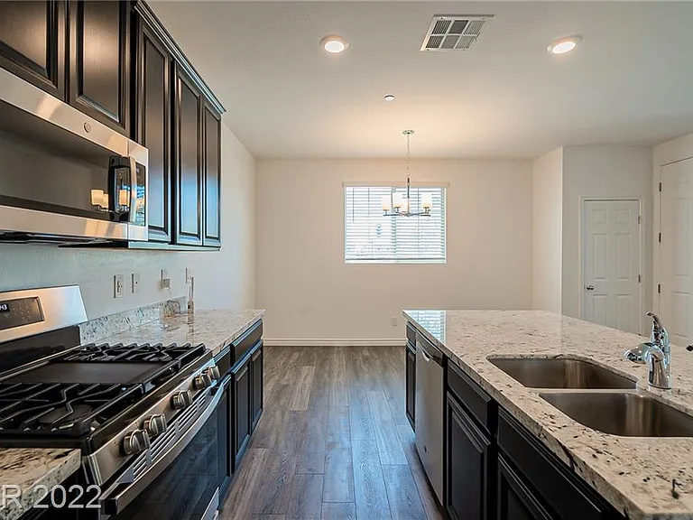 827 E Spring Estates Ave — Photo 17