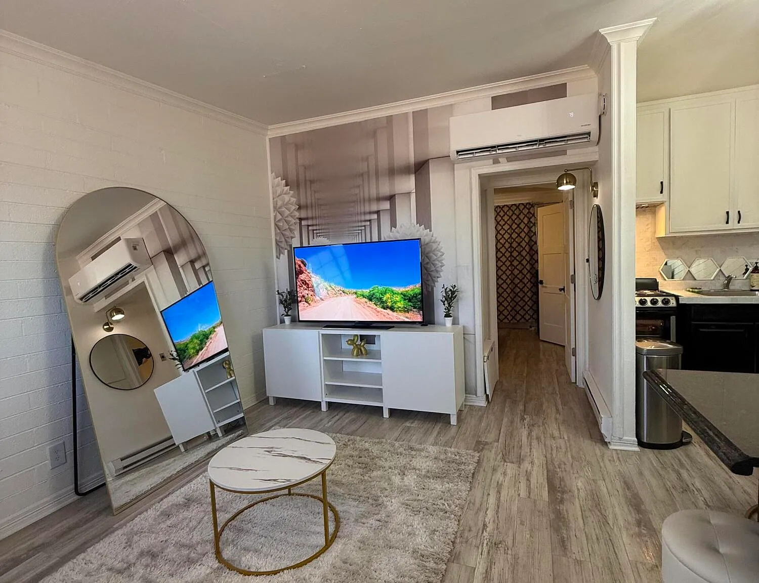 1 bed, 1.0 bath, 448 sqft, $1,450 — Photo 2