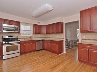 25 Spring St, Millburn, NJ 07041