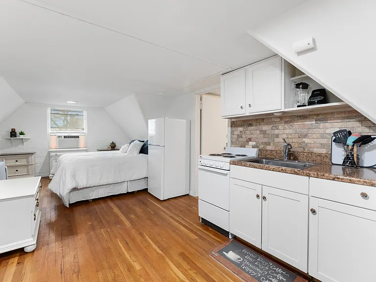 804 N Perry Ave #B — Photo 8