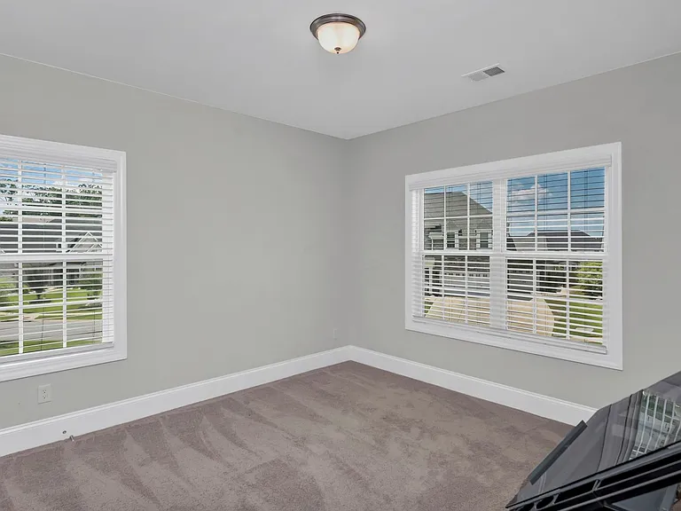 2286 Harvestwood Ln — Photo 42