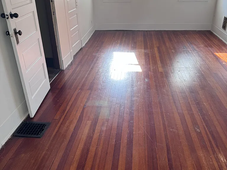 1495 W Macon St — Photo 14