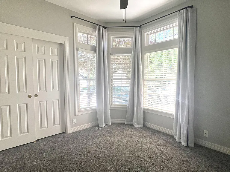 1823 S 172nd Plz — Photo 21