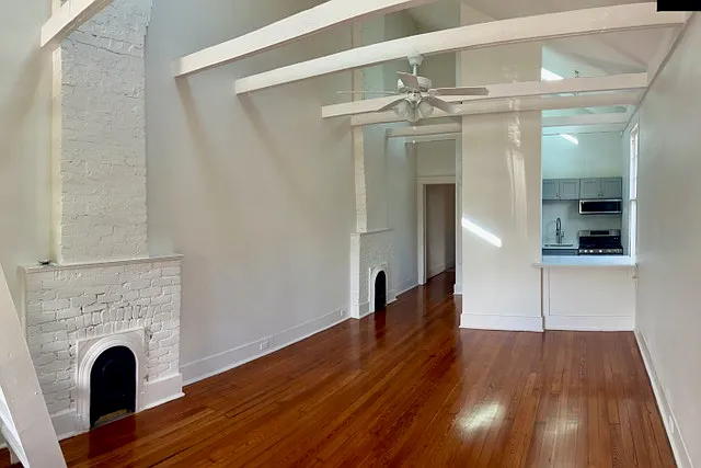 2 bed, 975 sqft, $1,600 — Photo 3