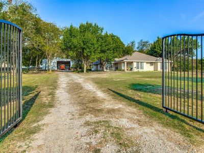 2967 Fm 1827, McKinney, TX, 75071