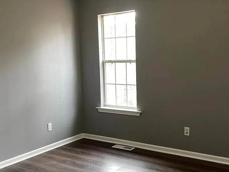 112 Harvard Dr — Photo 13