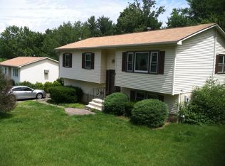 9 Kristy Dr, Beacon, NY 12508