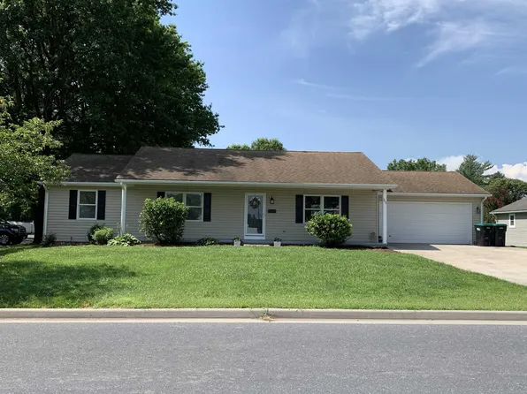 302 N River Rd, Bridgewater, VA 22812