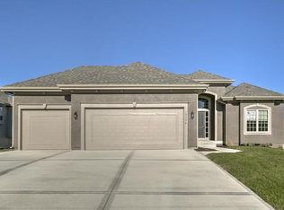 19372 W 210th St, Spring Hill, KS 66083