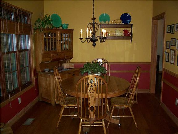 5th image of 8580 Sunningdale Blvd