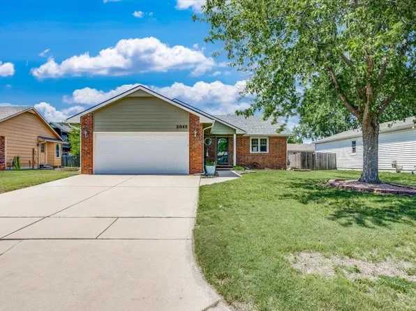 2045 S Parkridge St, Wichita, KS 67209
