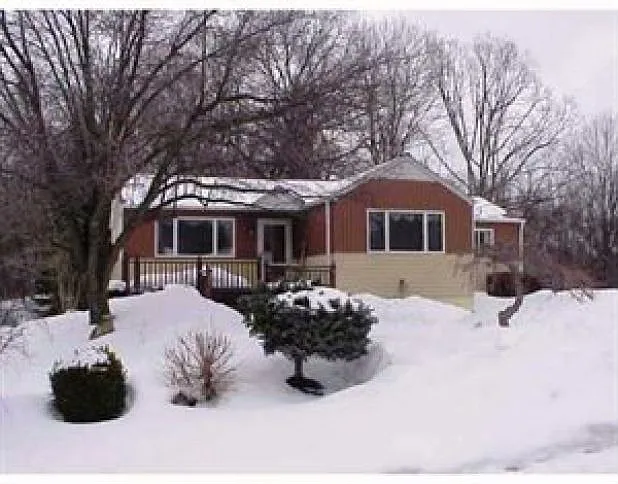 6826 Ridge Ave photo 1