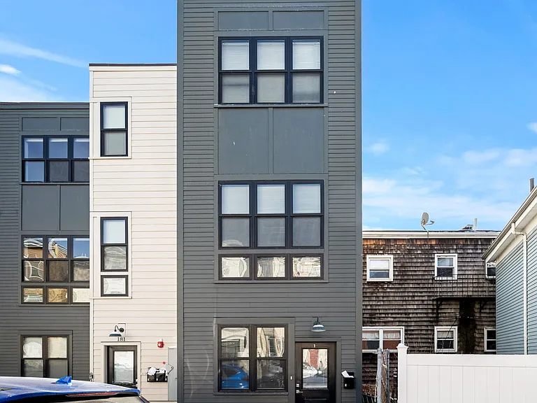 181 Bennington St #1 — Photo 10