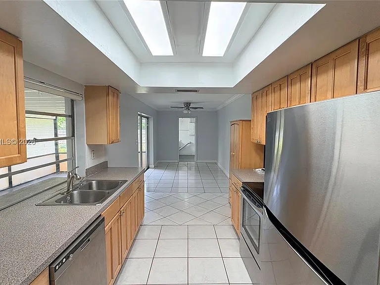 4440 NW 4th Ct — Photo 7