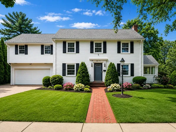 81 Brettwood Rd, Belmont, MA 02478