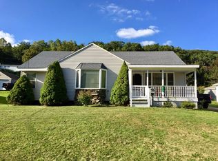 718 Grant St, Franklin, PA 16323