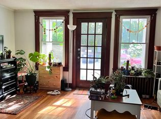 4 Middle St, Hadley, MA 01035