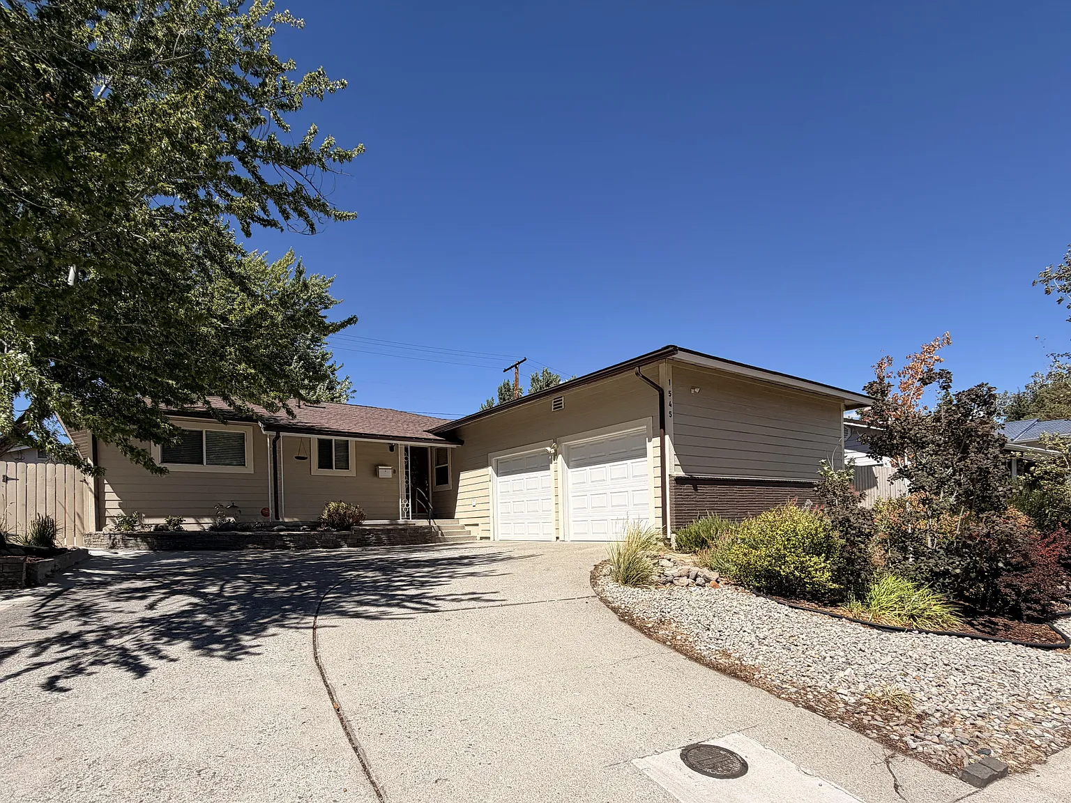 3 bed, 1289 sqft, $2,820 — Photo 4