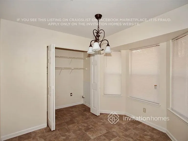 3041 Park Creek Ct — Photo 5