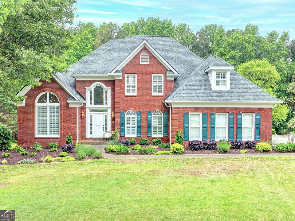 1st image of 665 Kensington Farms Dr