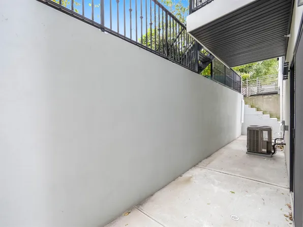 24 Romaine Avenue image 6 of 27