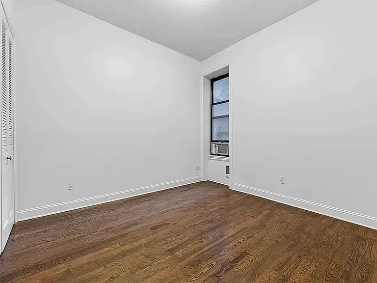 207 W 107th St #2W — Photo 8