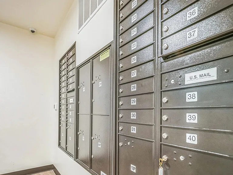 45 Lexington Ave NW — Photo 18