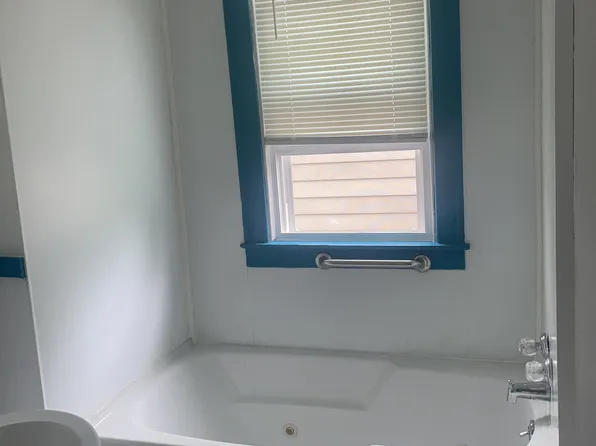 3259 W Philadelphia St, Detroit, MI 48206