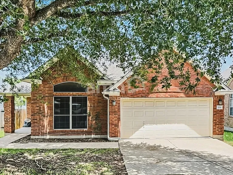 2116 Faldo Ln — Photo 1