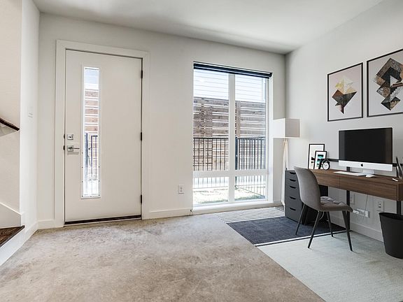 2nd image of 2200 Bennett Ave #405
