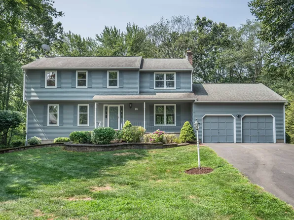 16 Olde Pond Road, Farmington, CT 06032