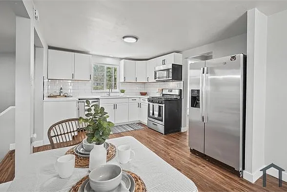 6725 Irving St — Photo 12