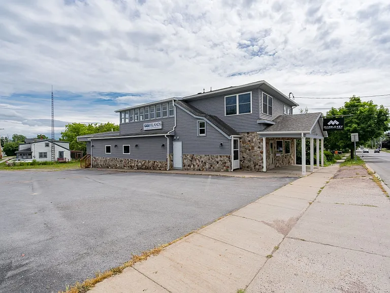 703 State St — Photo 29