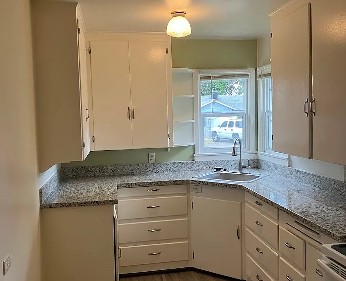 1581 Cloverlawn Dr #1581 — Photo 3