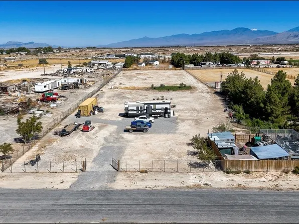 3160 Wall St, Pahrump, NV 89061
