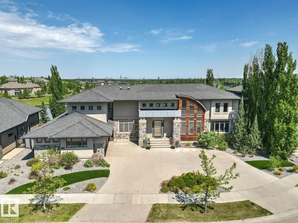 617 Magrath Vw NW, Edmonton, AB T6R 0H2