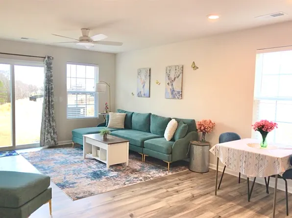 2742 Legacy Ridge Ln, Catawba, NC 28609