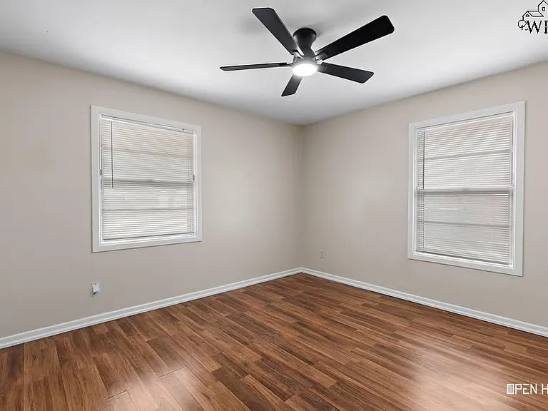 4202 Meadowbrook Dr — Photo 21