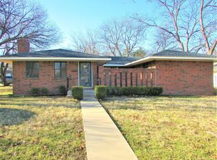 1101 B St NW, Ardmore, OK 73401