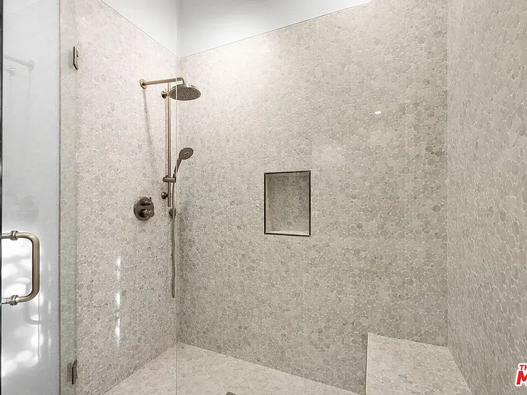 2108 San Ysidro Dr — Photo 20