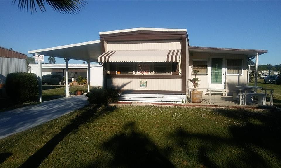 1st image of 9 Mediterranean Blvd S