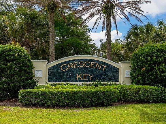 2nd image of 257 Crescent Key Dr