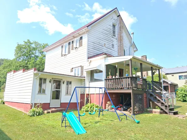 256 Ohio St, Reynoldsville, PA 15851
