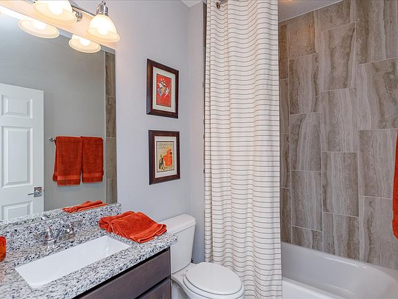 Bathroom (4)