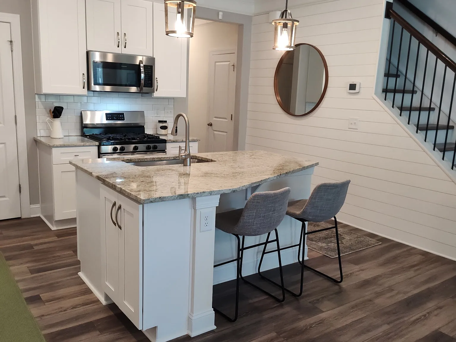 3 bed, 2.5 bath, 1732 sqft, $2,200 — Photo 4