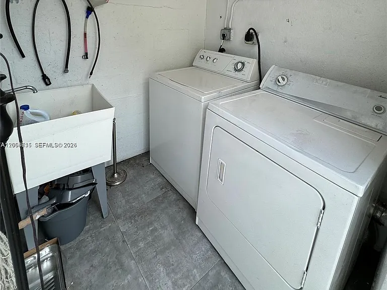 6335 N Miami Ave #3 — Photo 10