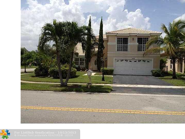 1st image of 300 NW 189th Ter