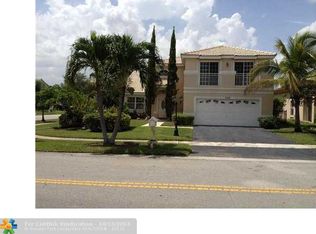 300 NW 189th Ter, Hollywood, FL 33029