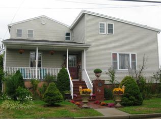 29 Plymouth Ave, Port Monmouth, NJ 07758