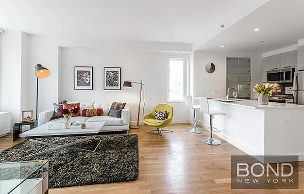 Rented by Bond New York | media 1